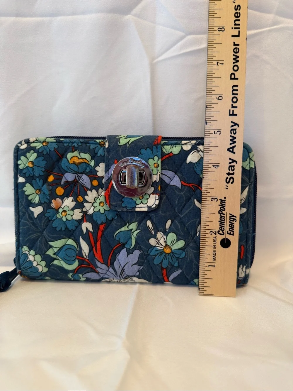 Vera Bradley Navy Floral Quilted Zip-Around Wallet with Turn-Lock-Floral Bursts - Picture 4 of 9